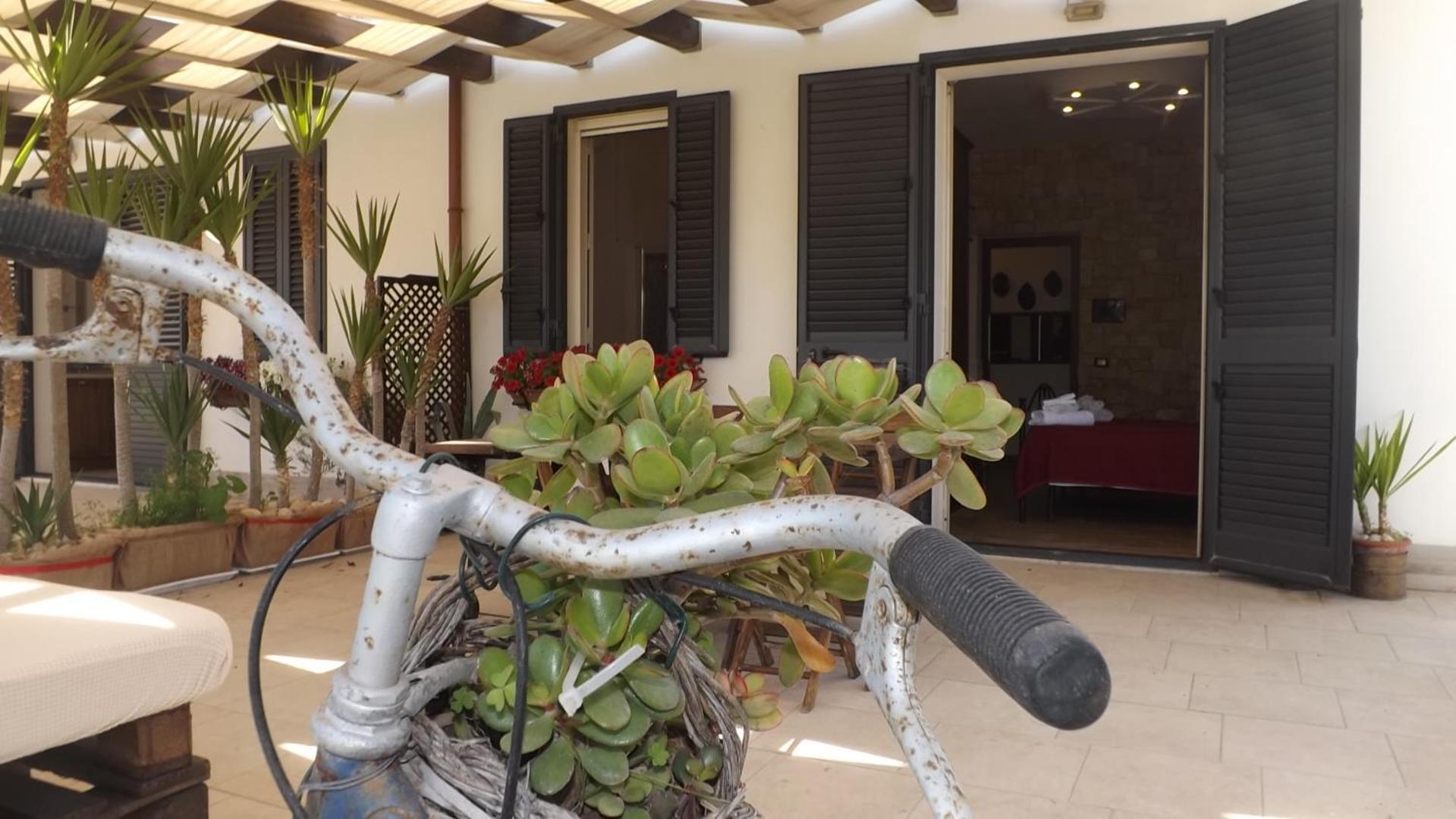 Beb Nonno Baffo Bed & Breakfast Avola Bagian luar foto