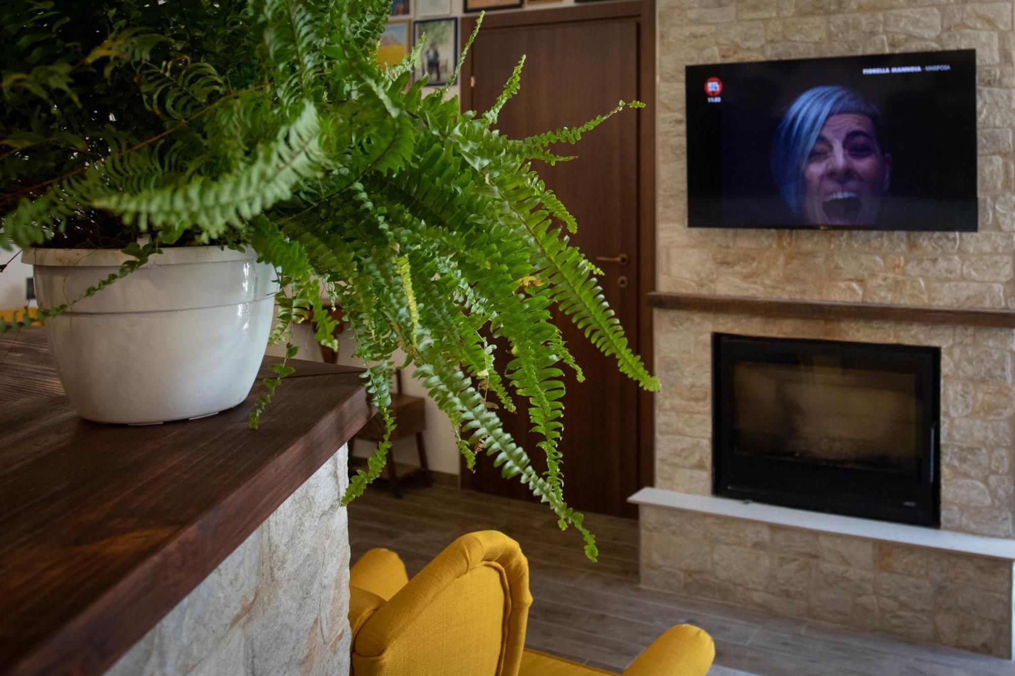 Beb Nonno Baffo Bed & Breakfast Avola Bagian luar foto